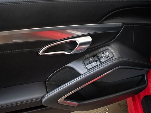 Used 2015 Porsche Boxster GTS image 22