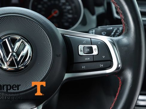 Used 2020 Volkswagen GTI SE FWD image 22