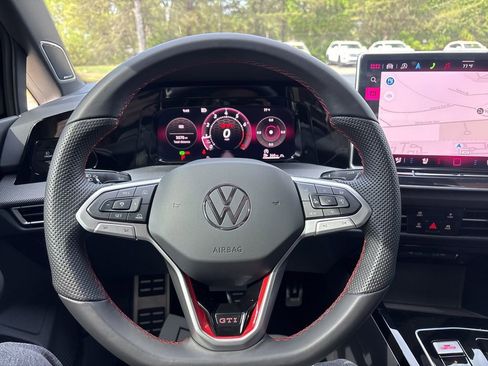Certified 2025 Volkswagen GTI Autobahn FWD image 15