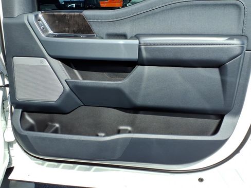 Used 2021 Ford F150 Lariat AWD/4WD image 13
