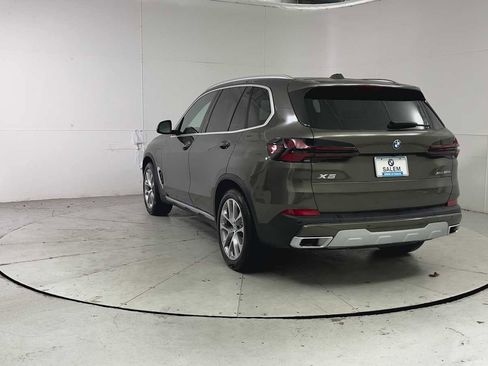 New 2026 BMW X5 xDrive50e image 3