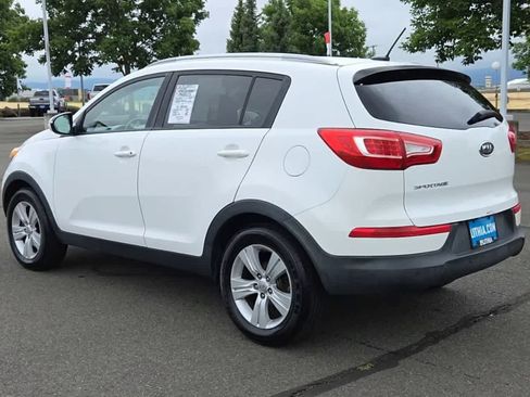 Used 2012 Kia Sportage LX w/ Navigation Pkg FWD image 6