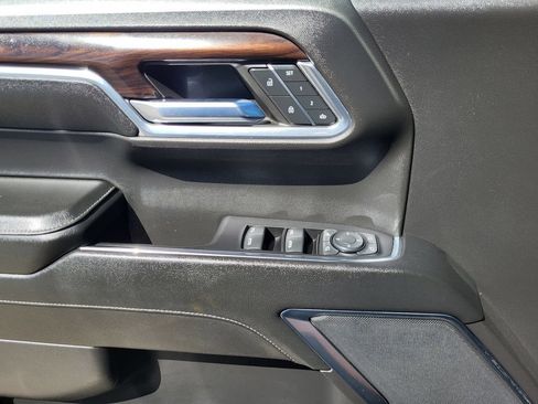 Certified 2024 GMC Sierra 1500 SLT RWD image 17