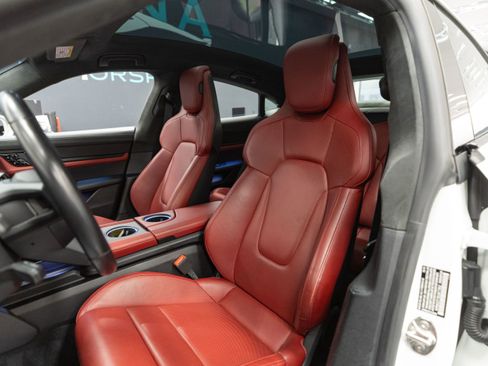 Used 2020 Porsche Taycan Turbo AWD/4WD image 11
