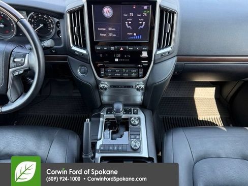 Used 2021 Toyota Land Cruiser Heritage Edition AWD/4WD image 30