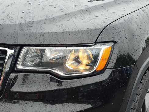 Used 2019 Jeep Grand Cherokee Limited RWD image 29