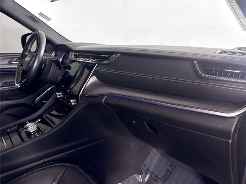 Used 2022 Jeep Grand Cherokee L Overland w/ MOPAR Finishing Package image 45