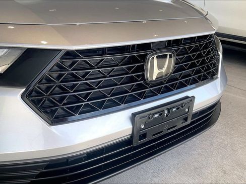 Used 2025 Honda Accord Sport image 28