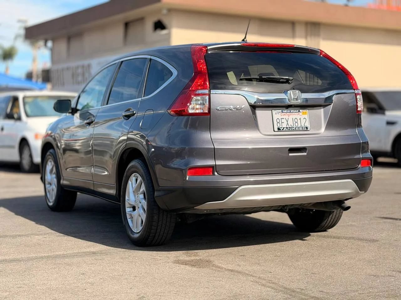 Used 2016 Honda CR-V EX image 11