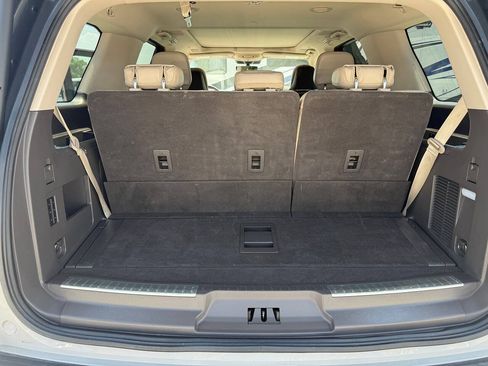 Used 2022 Lincoln Navigator Reserve AWD/4WD image 28