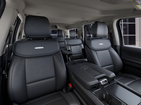 New 2027 Ford Expedition Platinum AWD/4WD image 10