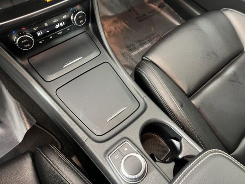 Used 2016 Mercedes-Benz CLA 250 image 25