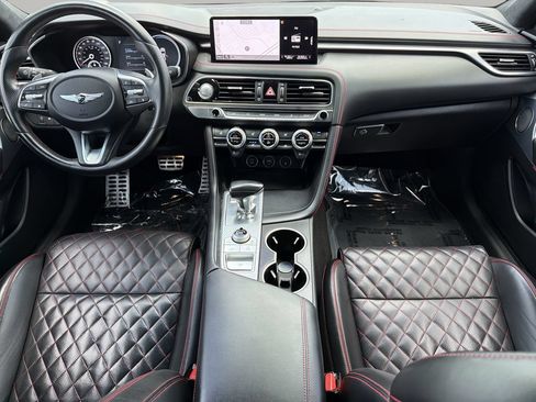 Used 2022 Genesis G70 3.3T RWD image 12