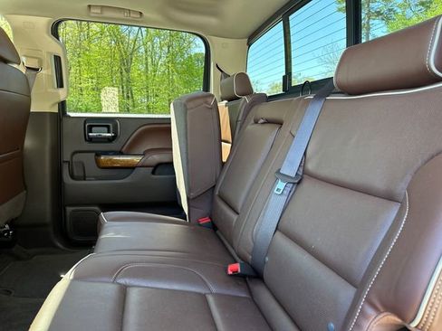 Used 2017 Chevrolet Silverado 2500 High Country AWD/4WD image 22