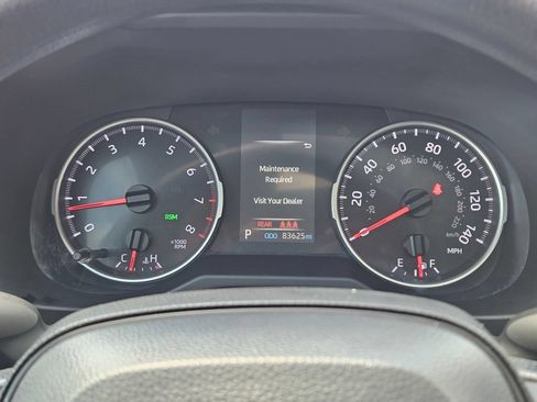 Certified 2022 Toyota RAV4 XLE w/ Convenience Package FWD image 24