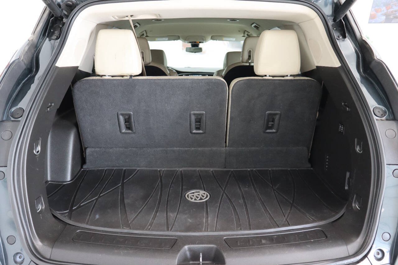 Used 2018 Buick Enclave Premium FWD image 13