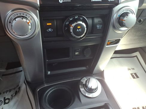 Used 2021 Toyota 4Runner SR5 Premium w/ Moonroof Package AWD/4WD image 22