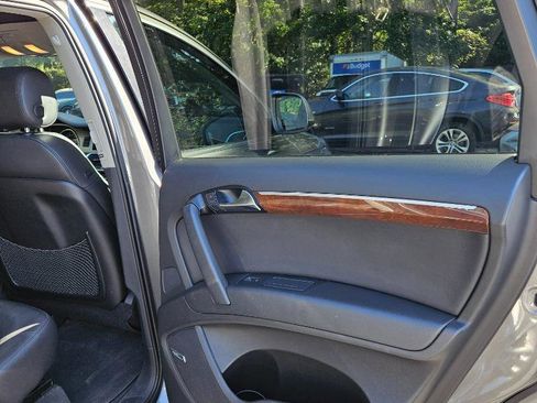 Used 2010 Audi Q7 3.6 Premium Plus w/ Premium Plus Pkg image 34