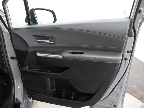 Used 2024 Toyota Sienna XSE w/ XSE Plus Package AWD/4WD image 12