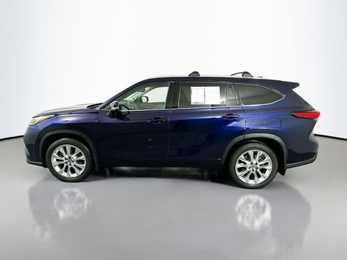 Used 2021 Toyota Highlander Limited image 4