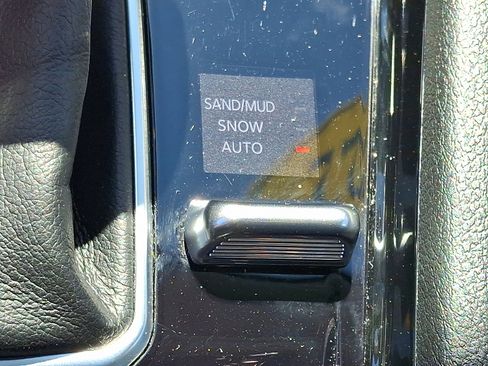Used 2022 Jeep Compass Limited AWD/4WD image 24