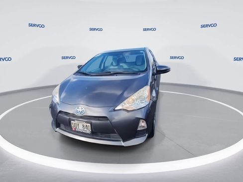 Used 2014 Toyota Prius C One FWD image 3