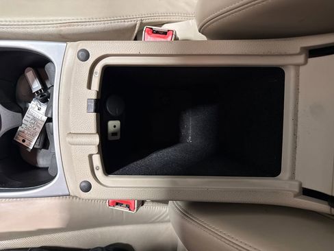 Used 2011 Cadillac SRX Performance AWD/4WD image 21