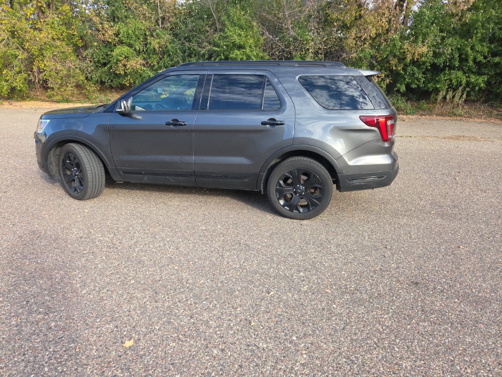 Used 2019 Ford Explorer Sport w/ Equipment Group 401A AWD/4WD image 7