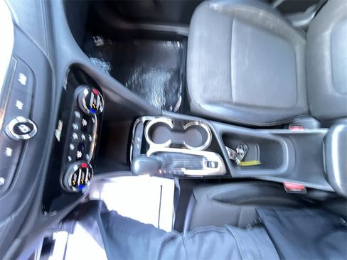 Used 2023 Buick Encore GX Select image 19