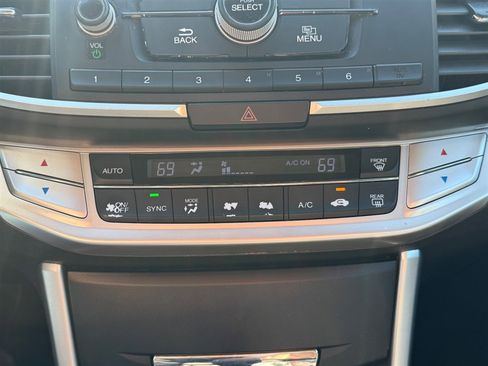 Used 2014 Honda Accord Sport image 17