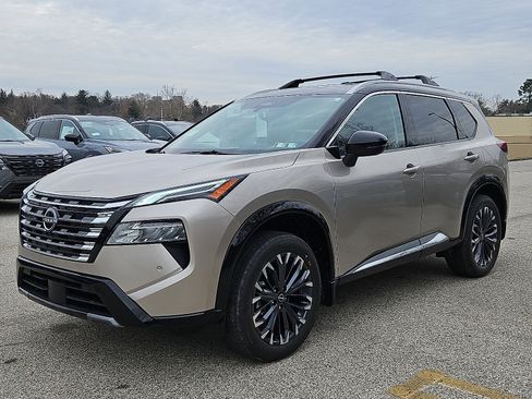 New 2026 Nissan Rogue Platinum image 3