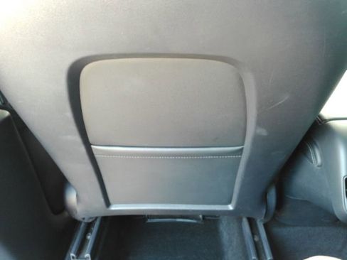 Used 2022 Tesla Model Y Performance image 28