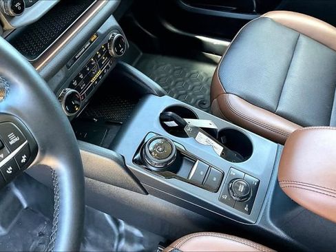 Used 2024 Ford Bronco Sport Badlands w/ Premium Package AWD/4WD image 17