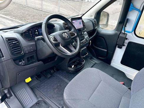 Used 2024 RAM ProMaster 3500 w/ Delivery Van Package image 31