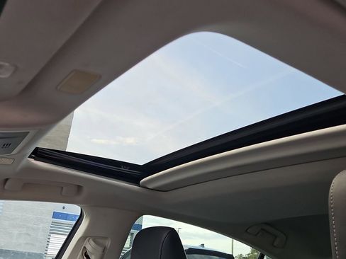 Used 2020 Lexus ES 350 w/ Premium Package image 27