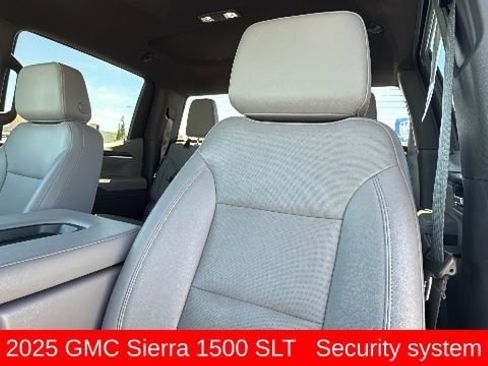 Used 2025 GMC Sierra 1500 SLT AWD/4WD image 11