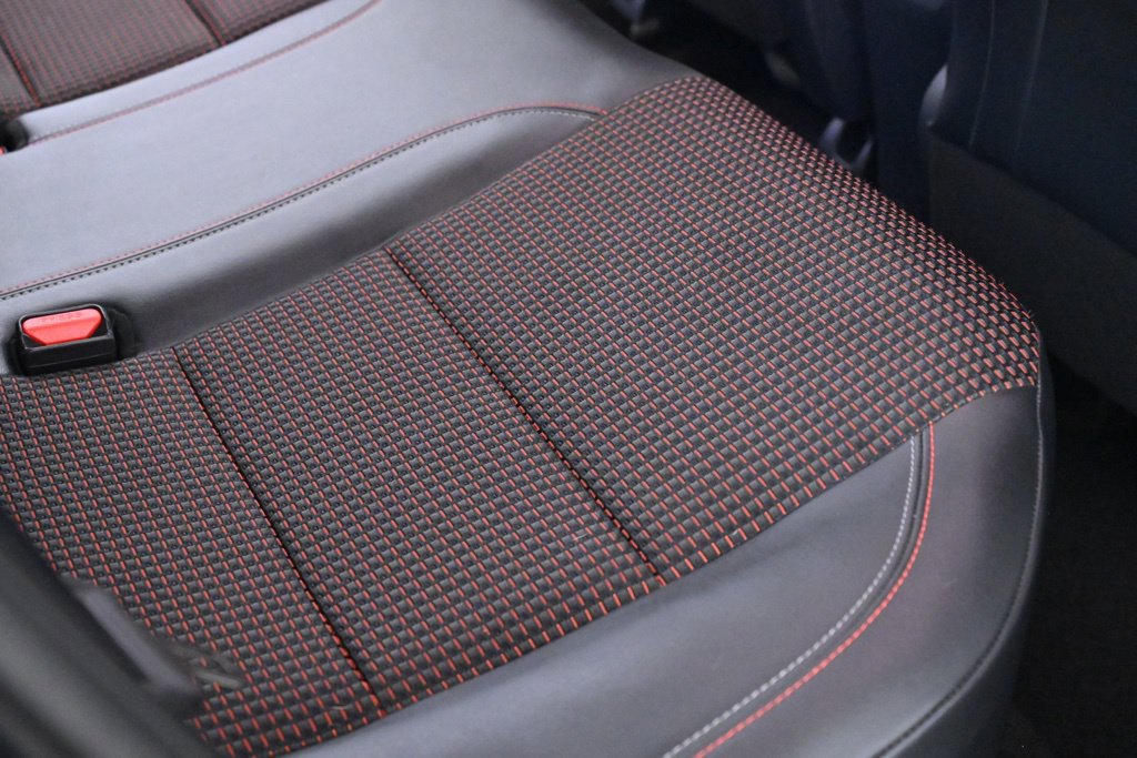 Certified 2025 Nissan Kicks SR AWD/4WD image 26