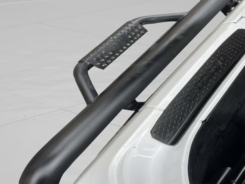 Used 2021 Jeep Wrangler Sport image 12