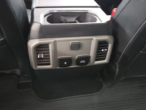 Used 2018 Ford F150 Lariat image 12
