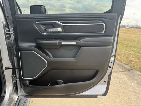 Used 2024 RAM 1500 Laramie image 16