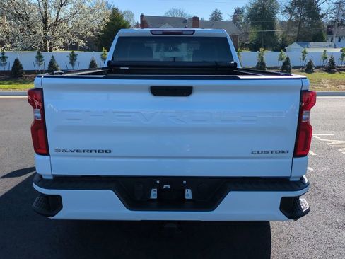 Used 2021 Chevrolet Silverado 1500 Custom image 5
