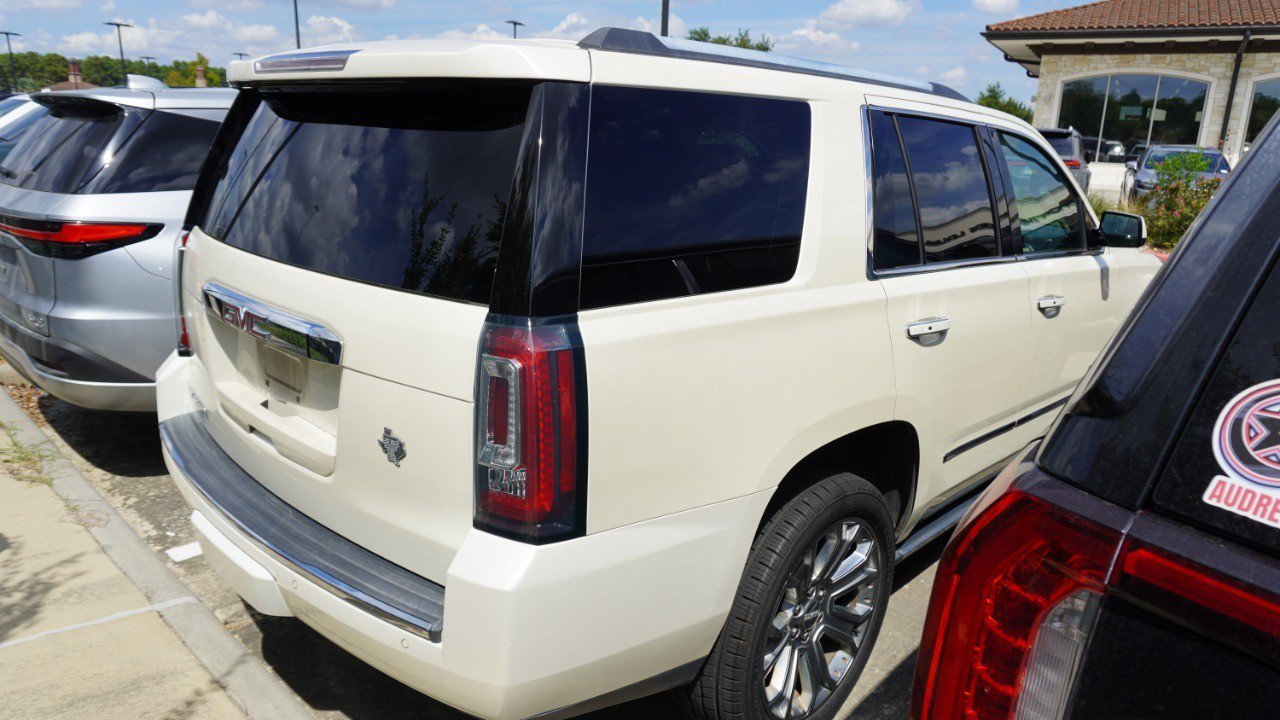 Used 2015 GMC Yukon Denali w/ Touring Package RWD image 5