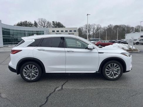 Certified 2023 INFINITI QX50 Luxe w/ Cargo Package image 2