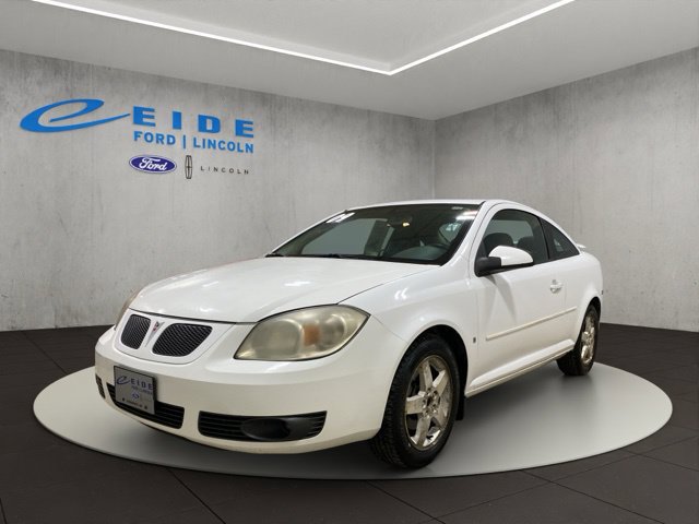 Used 2009 Pontiac G5 w/ Sun And Sound Package FWD image 5