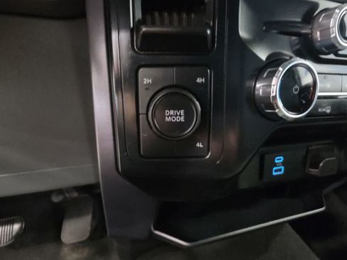 Used 2024 Ford F150 XLT AWD/4WD image 23