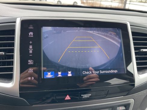 Certified 2017 Honda Pilot EX image 15