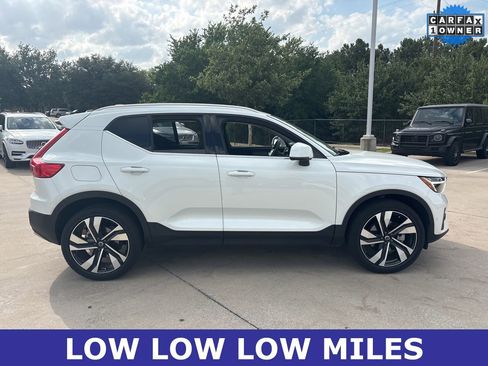 Certified 2023 Volvo XC40 B5 Ultimate w/ Protection Package Premier AWD/4WD image 4