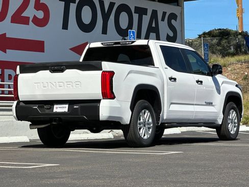 New 2026 Toyota Tundra SR5 w/ SR5 Convenience Package image 5