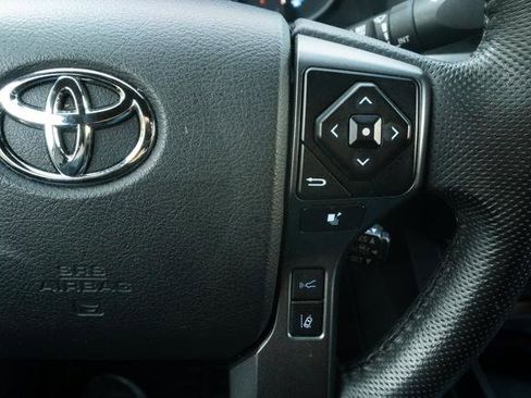 Used 2023 Toyota Tacoma TRD Off-Road image 21