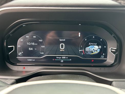 Used 2024 GMC Yukon XL Denali w/ Max Trailering Package image 33